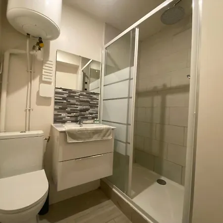 L'appartement -le Bonbonniere Apartment *